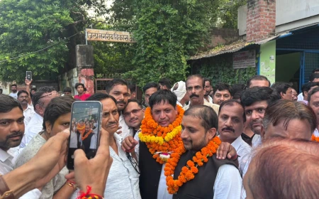 फर्रुखाबाद तहसील सदर बार एसोसिएशन चुनाव: ओमप्रकाश दुबे सचिव निर्वाचित