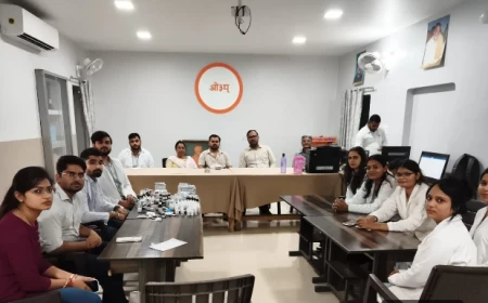 अर्श गुरुकुल एटा में स्वास्थ्य शिविर: विद्यार्थियों के लिए विशेष पहल