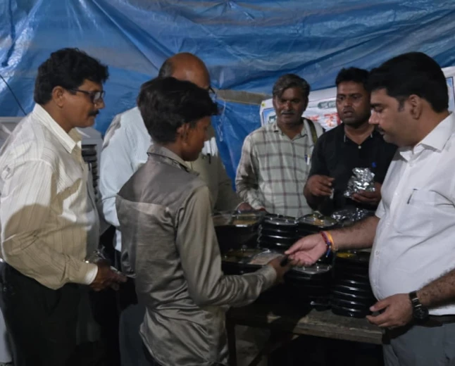 खबर का असर: समैचीपुर चितार में पहुंची राहत, रेस्क्यू अभियान पूरा