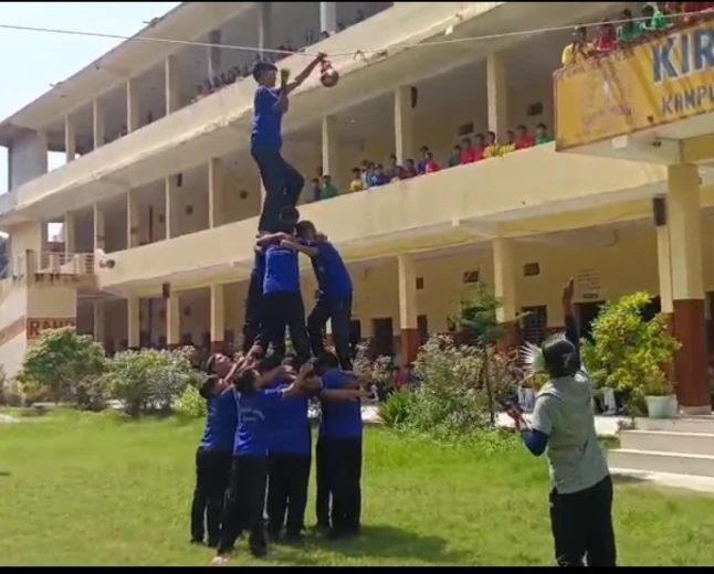 किरन पब्लिक स्कूल कायमगंज में श्रीकृष्ण छठी महोत्सव का भव्य आयोजन