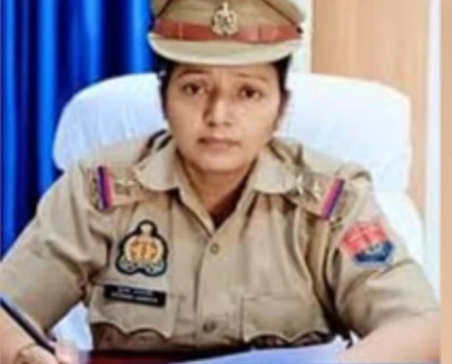 फर्रुखाबाद: बालक हत्याकांड में न्याय मांग रहे परिवार पर पुलिसिया सख्ती, थानाध्यक्ष निलंबित