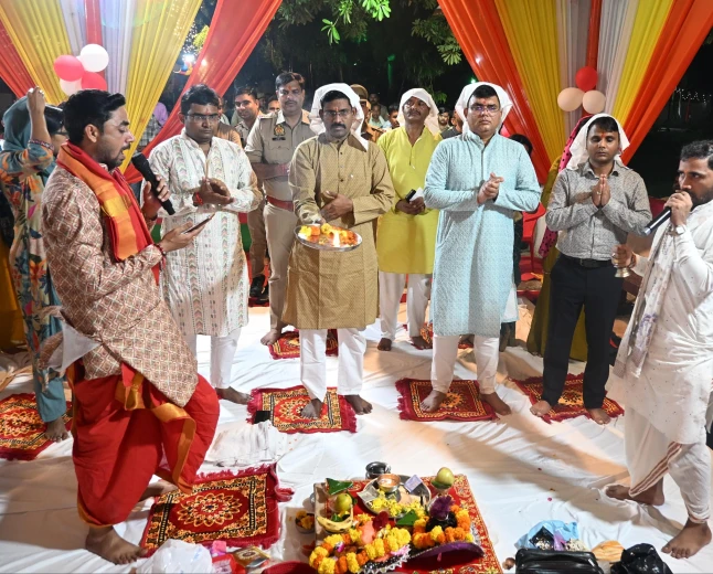एटा पुलिस लाइन्स में धूमधाम से मनाई गई श्रीकृष्ण जन्माष्टमी