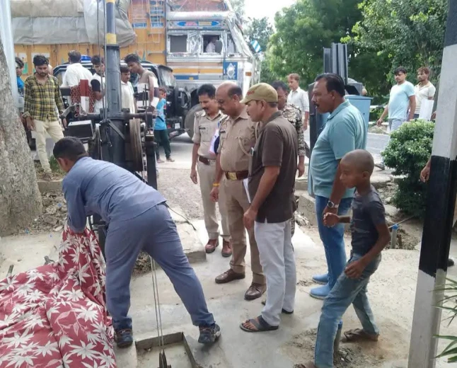 फर्रुखाबाद: ट्रेन की चपेट में आने से कारपेंटर की मौत, हफ्ते भर में तीसरा हादसा