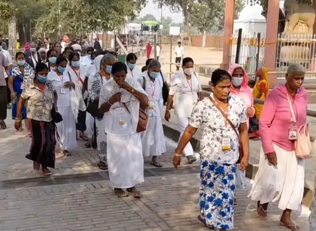 संकिसा बौद्ध महोत्सव: श्रद्धालुओं की भारी भीड़ और भव्य आयोजन