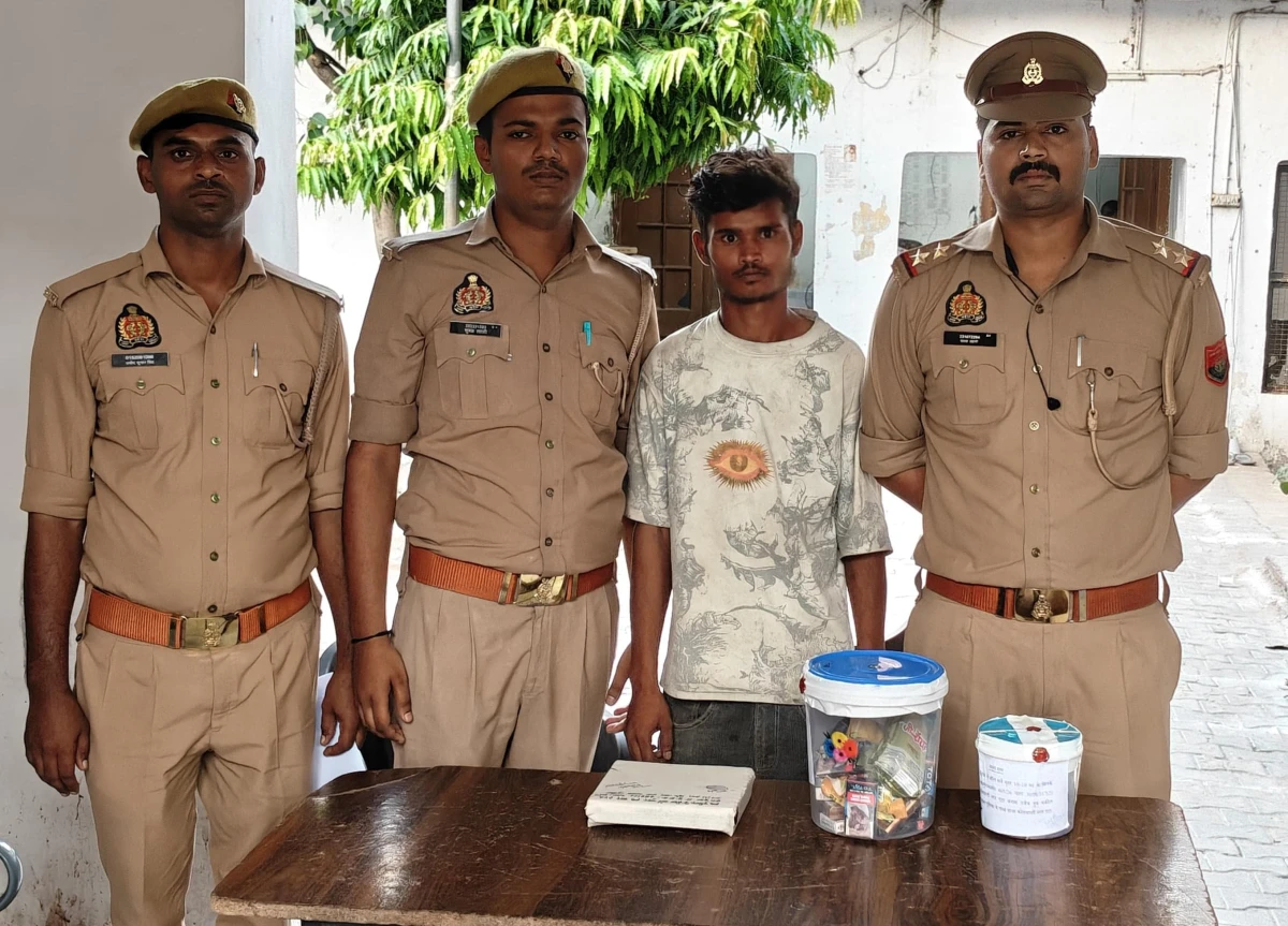 एटा पुलिस की त्वरित कार्रवाई: परचून दुकान में चोरी का खुलासा, अभियुक्त गिरफ्तार