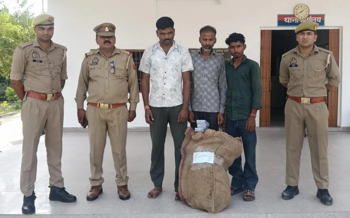 एटा पुलिस की बड़ी कार्रवाई: ट्रांसफार्मर चोरी करने वाले गिरोह के 3 सदस्य गिरफ्तार