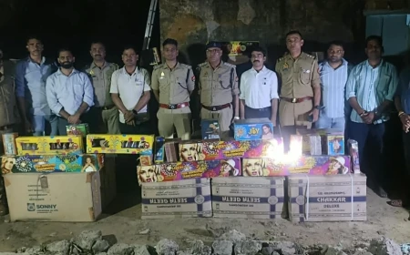 शिकोहाबाद पुलिस, एसओजी और फायर सर्विस की संयुक्त कार्रवाई, 19 क्विंटल अवैध पटाखों के साथ दो अभियुक्त गिरफ्तार
