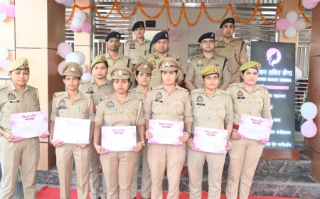 डीआईजी आगरा रेंज ने थाना मक्खनपुर में आदर्श मिशन शक्ति केंद्र का किया उद्घाटन, 10 महिला पुलिसकर्मी सम्मानित