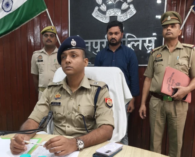मैनपुरी: नौकरी के नाम पर ठगी करने वाले कॉल सेंटर का भंडाफोड़