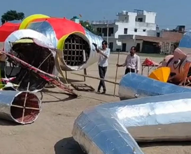 फर्रुखाबाद दशहरा 2024: 39 जगहों पर रावण दहन, 70 फीट का पुतला आकर्षण